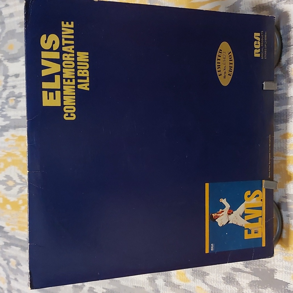 Elvis Limited Edition Commemorative Album
